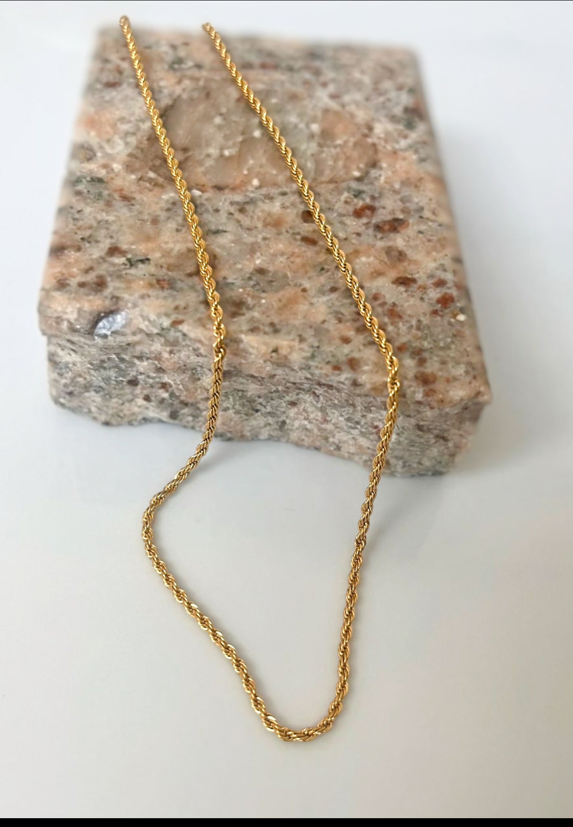 Twist rope necklace