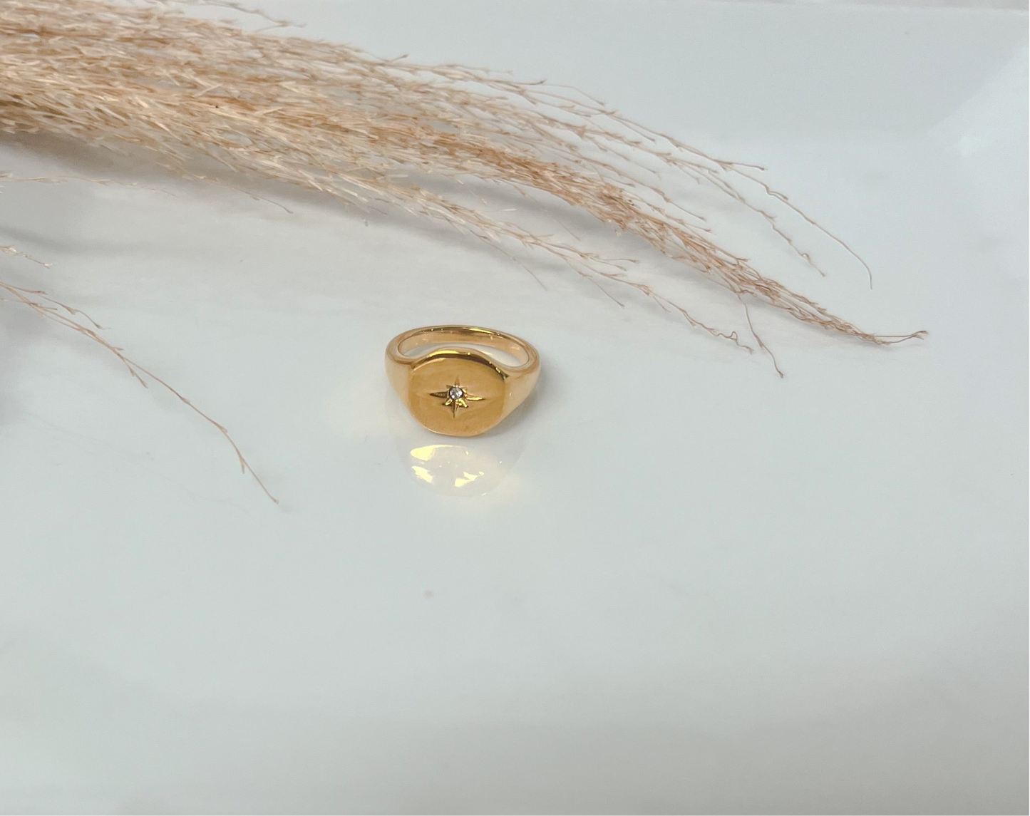 Starburst signet ring
