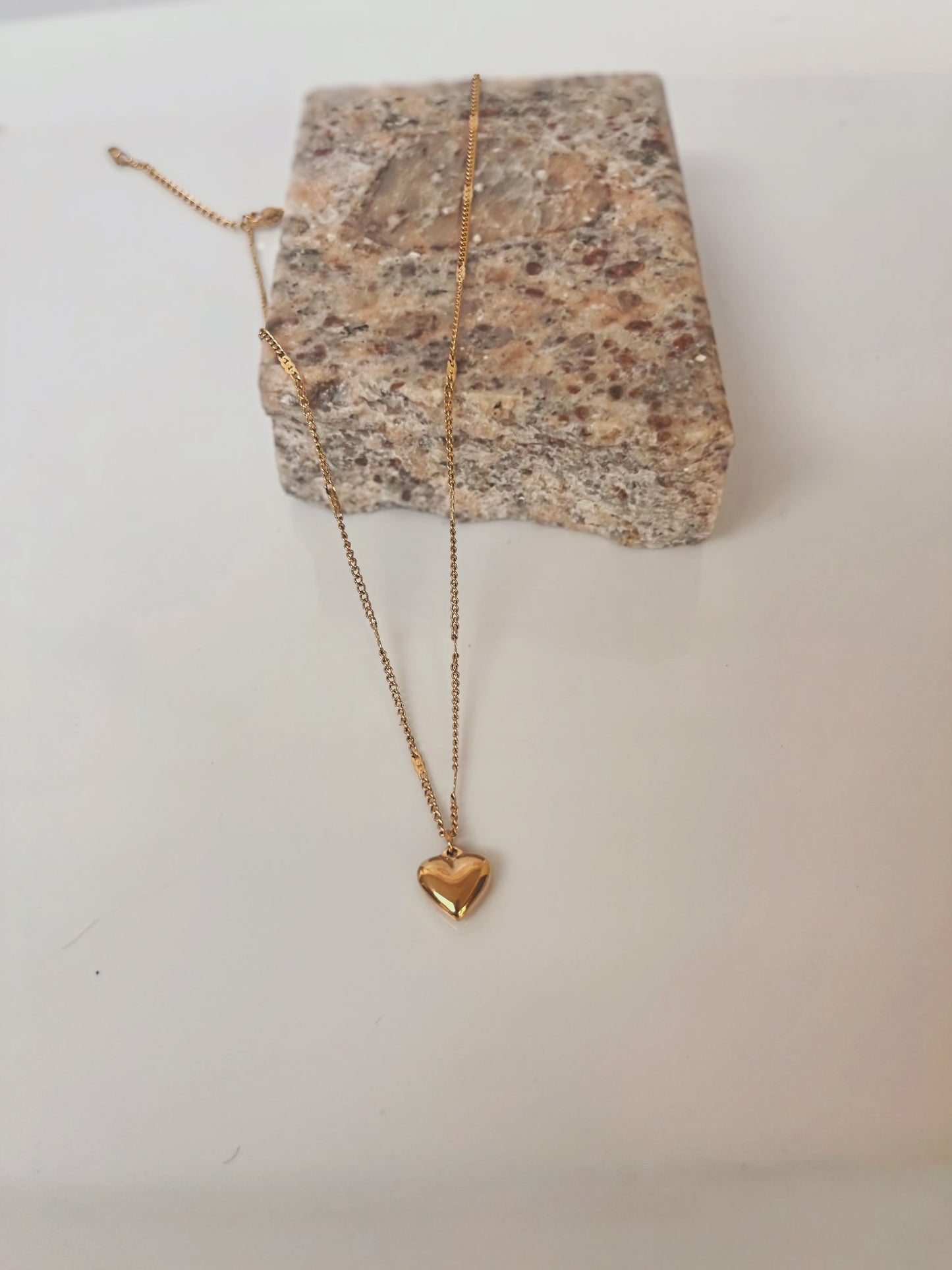 Dainty Heart necklace