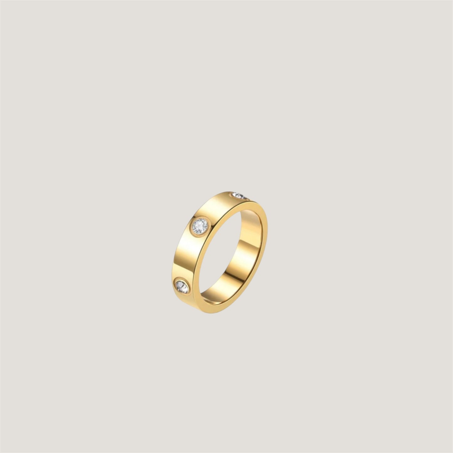 Carrie Diamante band ring