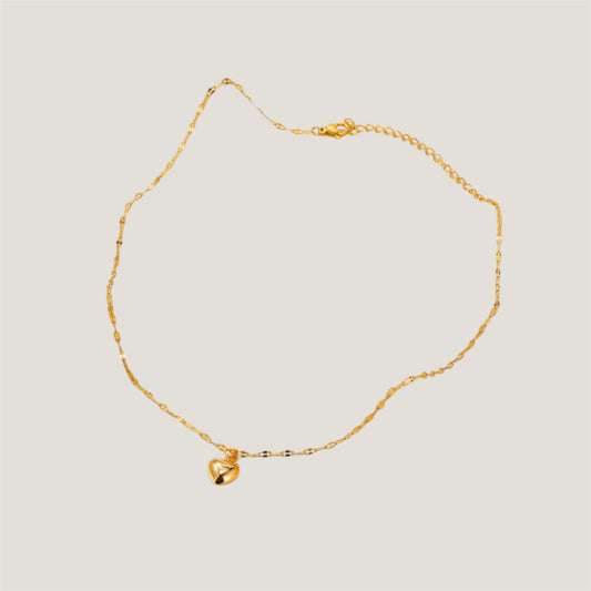 Dainty heart necklace
