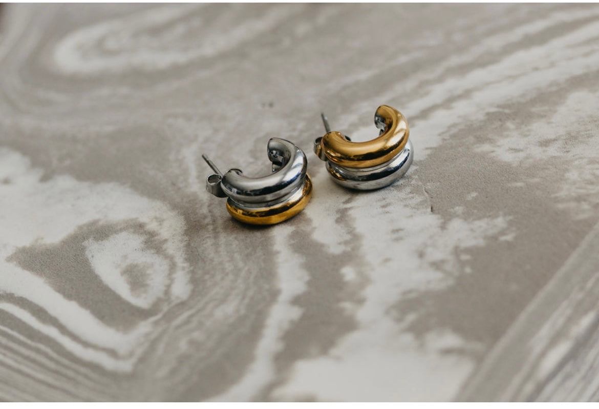 Aria mixed metal earring