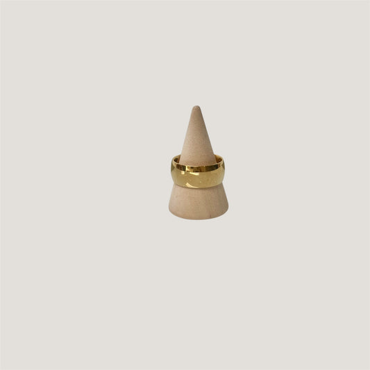 Lustre band ring