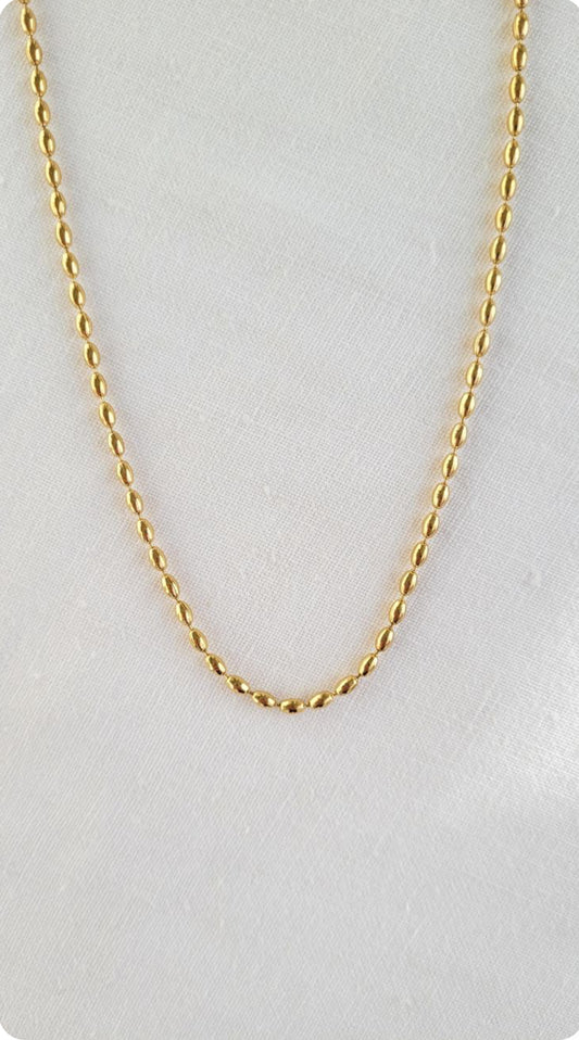 Oval beaded necklace