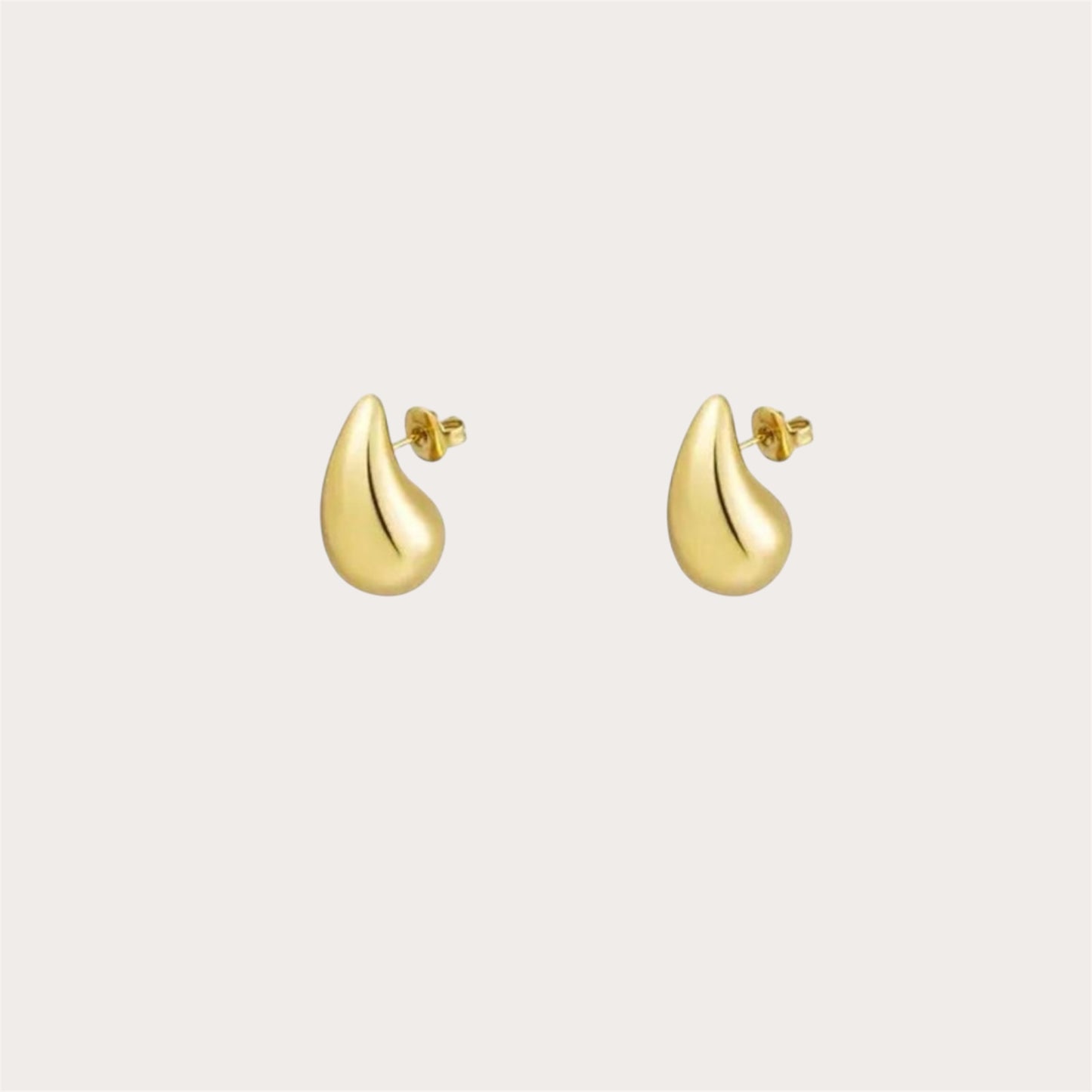 Mini drop earring
