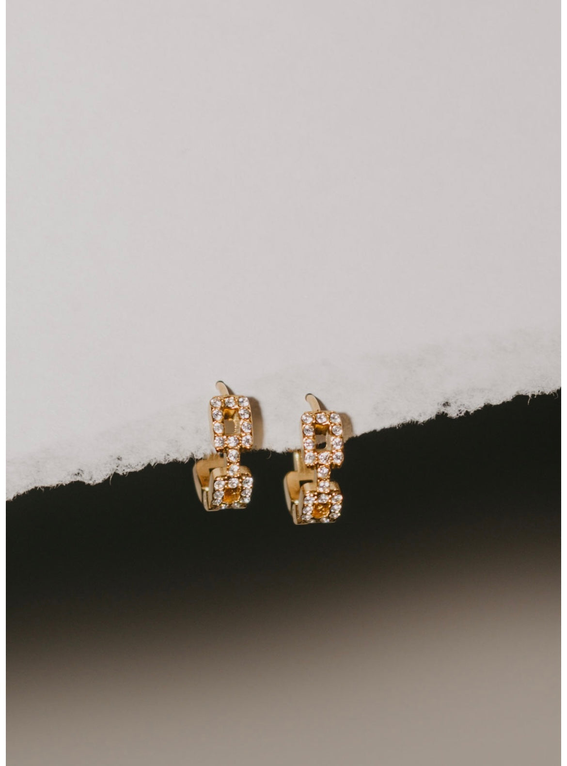 Glow arc earring