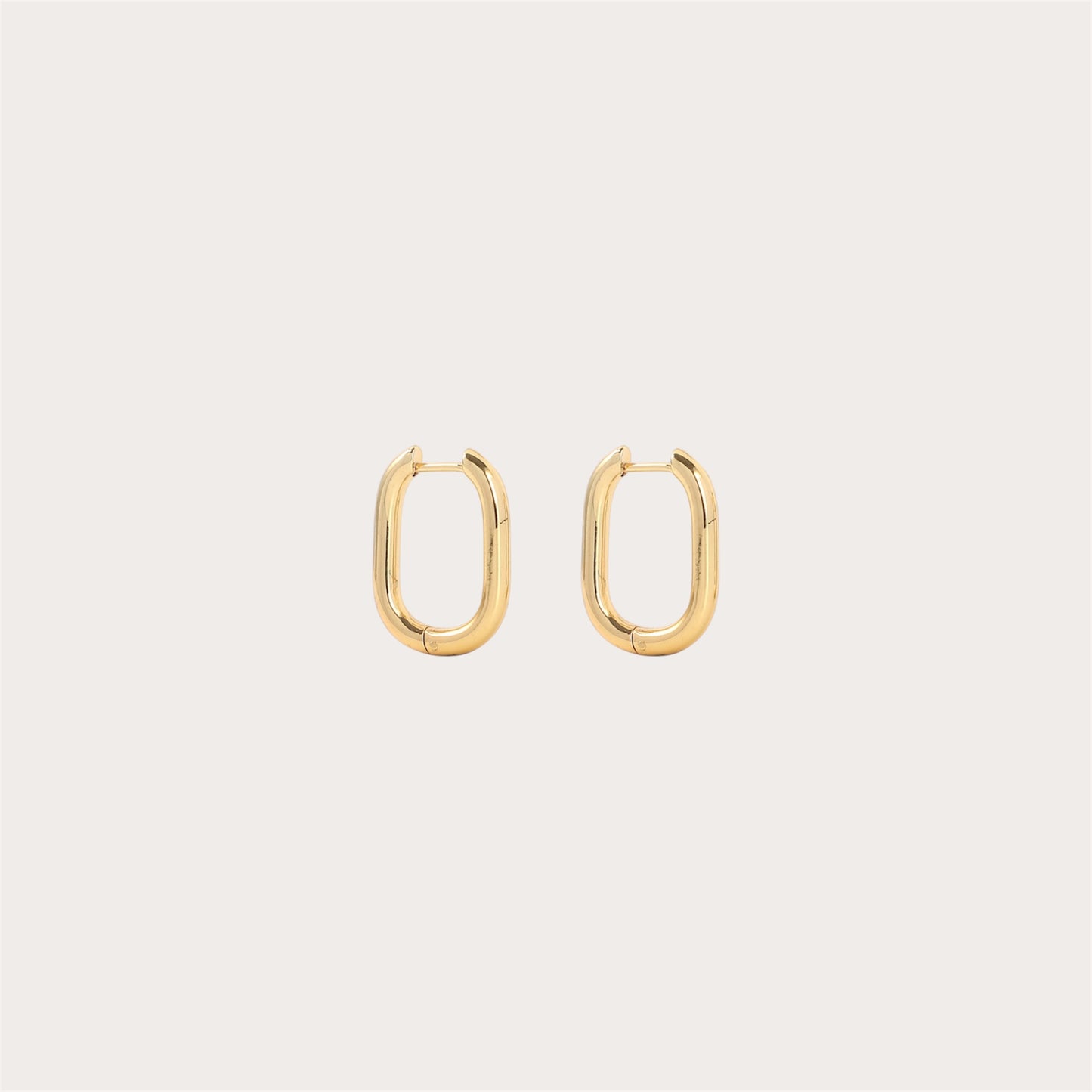 Oval earring